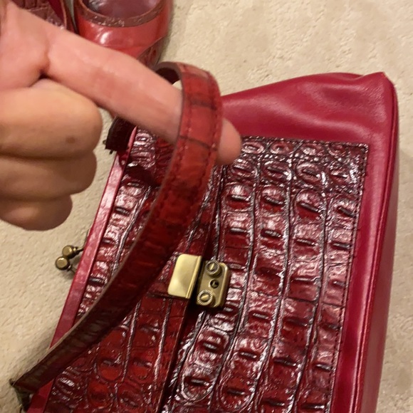 Preston & York Red gorgeous with snake or something else print purse ๐ - Picture 5 of 8